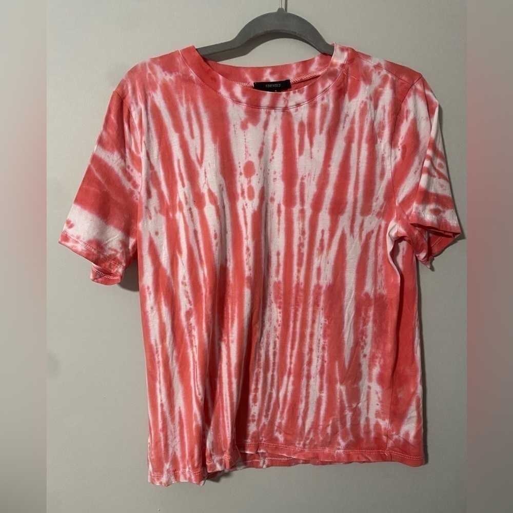 Forever 21 Tie Dye short sleeve shirt